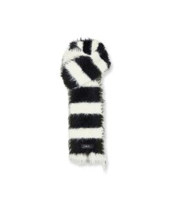 FG-Cruella Pocket Scarf