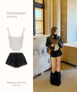 Daydreamer Shorts (Black)