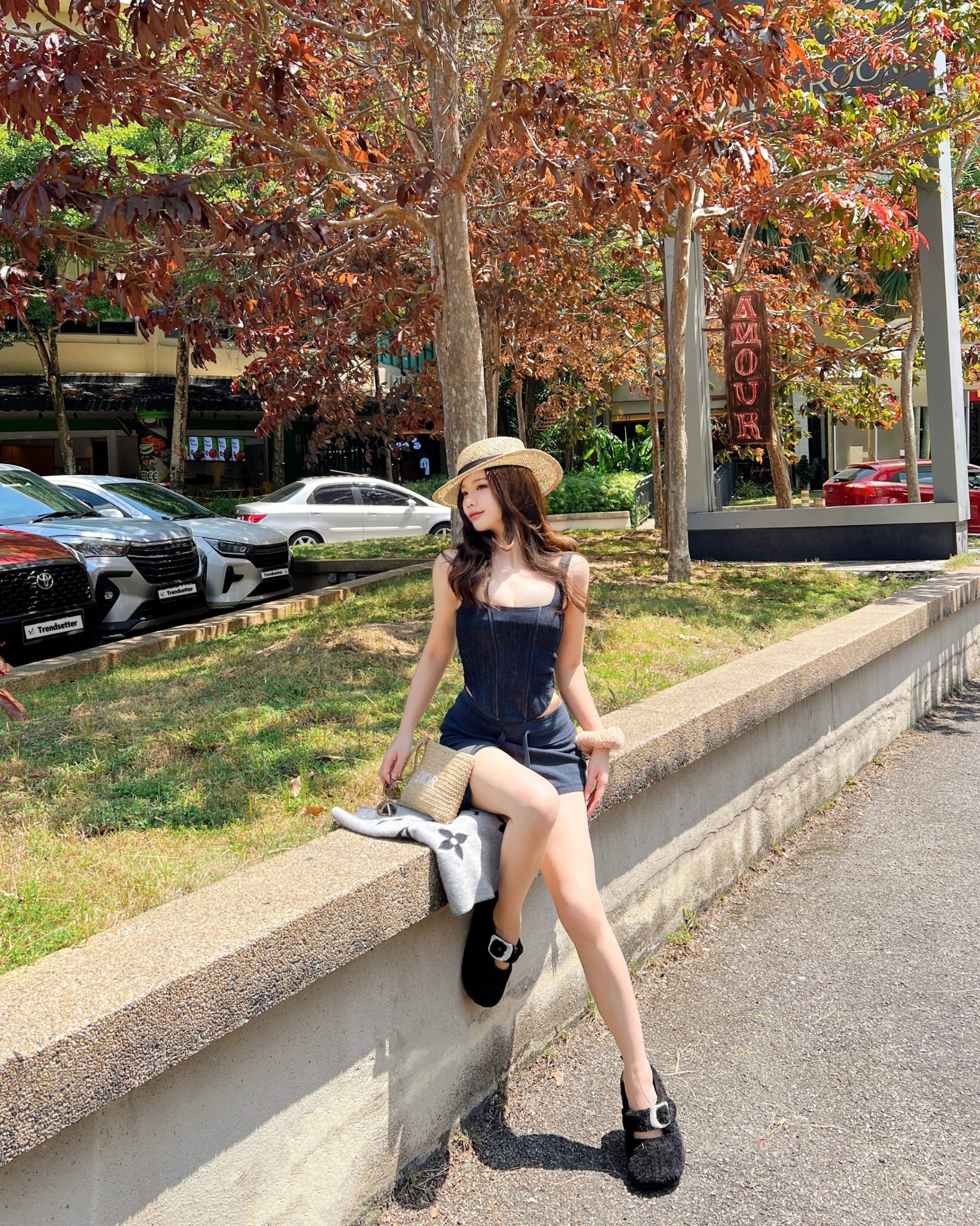 Clara Mules (Black) - Image 2